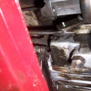 100 3412  leaking t-case front output shaft