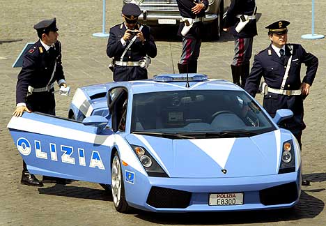 Lamborghini_Gallardo_Italian_Police_Car.jpg