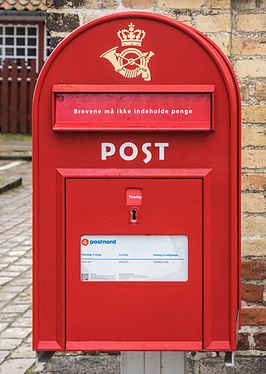 266px-Postbox_in_Viborg_Danemark.jpg