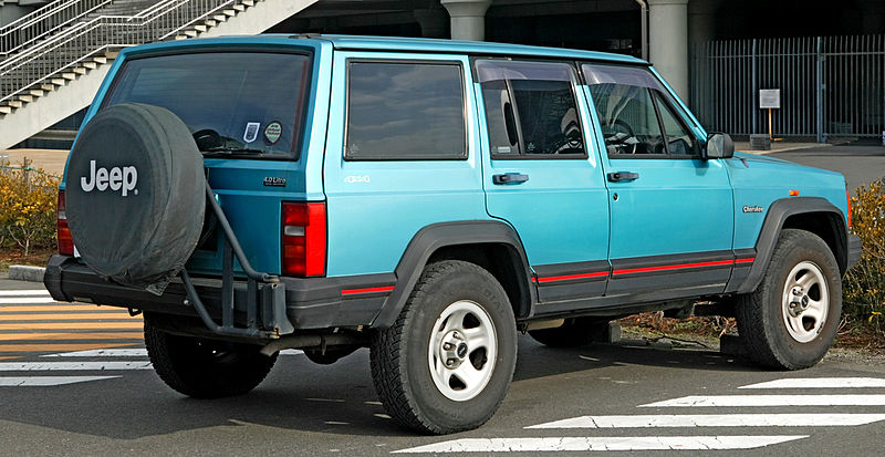800px-Jeep_Cherokee_XJ_002.JPG